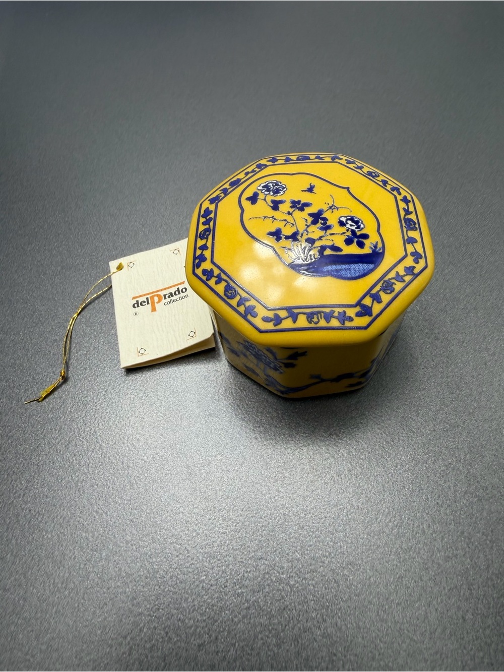 Del Prado Yellow Trinket Glass box
